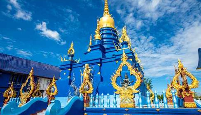 blue-temple-chiang-rai-thai-lan-488px-compressed